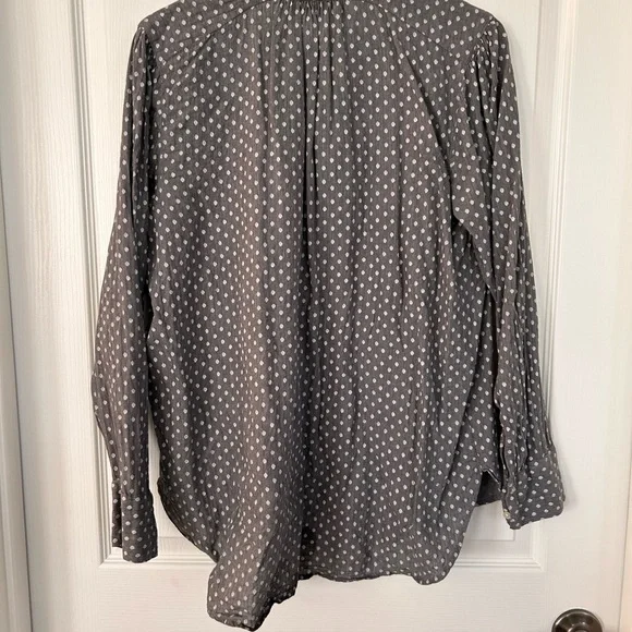 Loft; grey with dots, button front long sleeve blouse, Size Large - Picture 3 of 6